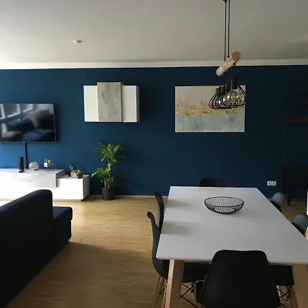 Neue Juventia Apartamento *