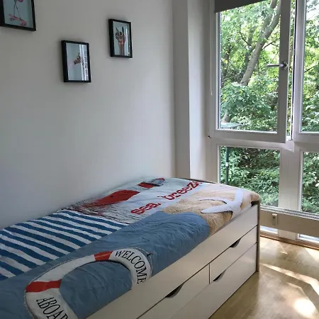 Neue Juventia Apartamento